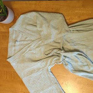 Bathen, robe : light mint green